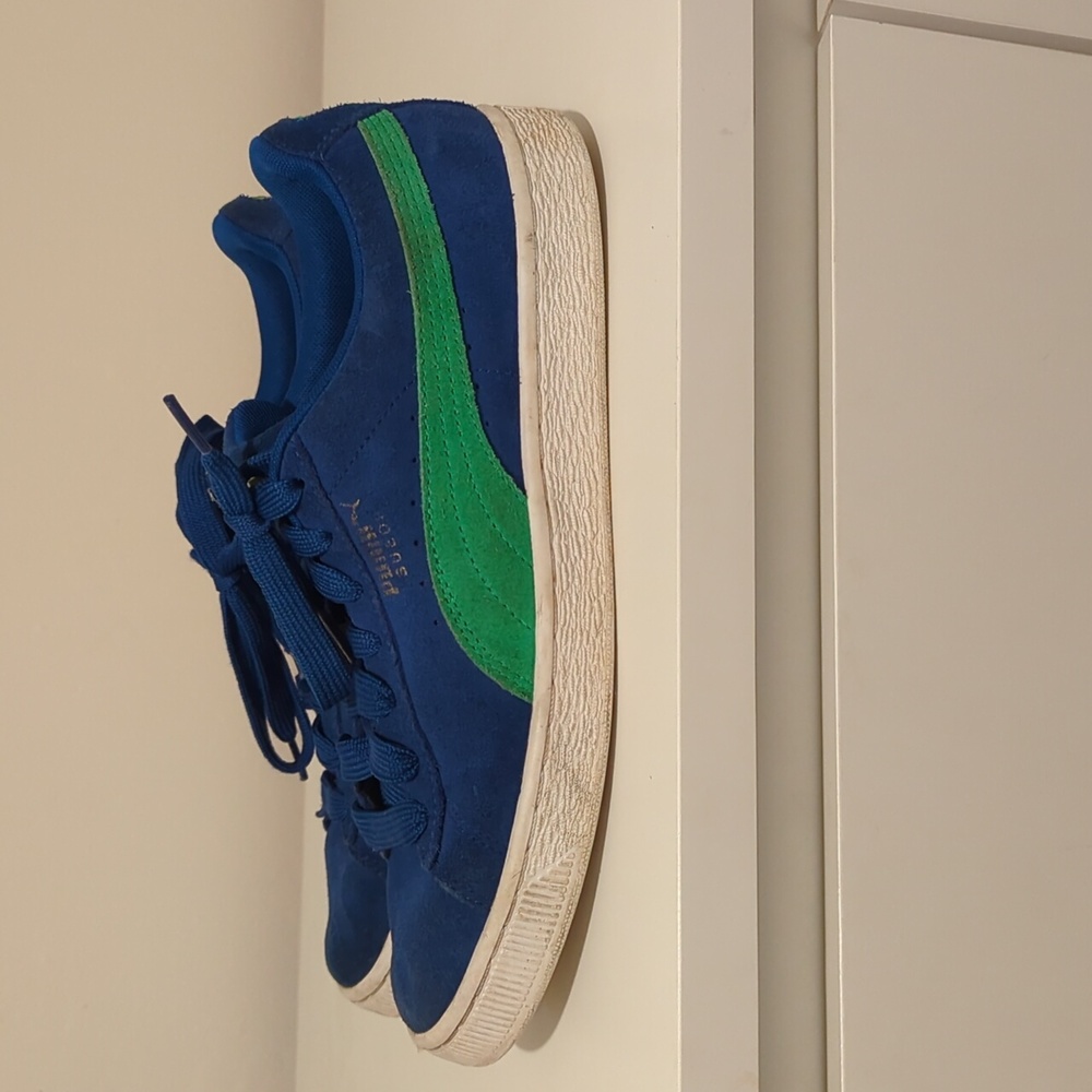 Puma suedes